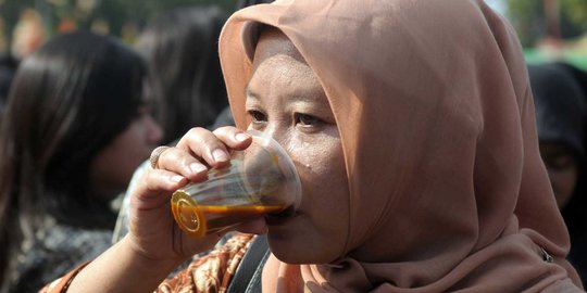 'Jamu Jokowi' Laku Keras Buat Tangkal Virus Corona