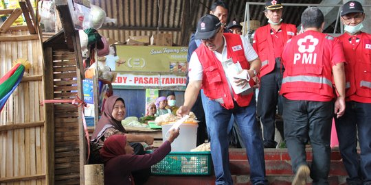 Cegah Corona, Antiseptik Dsebar di Tempat Ibadah hingga Area Publik Jember