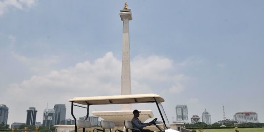 Monas Ditutup Akibat Corona