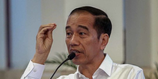 Jokowi Minta Kepala Daerah Tentukan Status Darurat Bencana terkait Corona