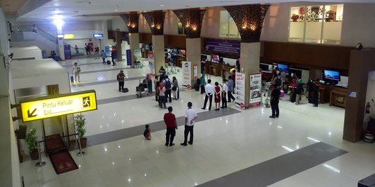 Solo KLB Corona, Bandara Adi Soemarmo Awasi Penumpang Asal 3 Negara Ini