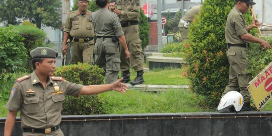 Sekolah Diliburkan, Satpol PP Cirebon Siap Tertibkan Siswa Keluyuran di Mal