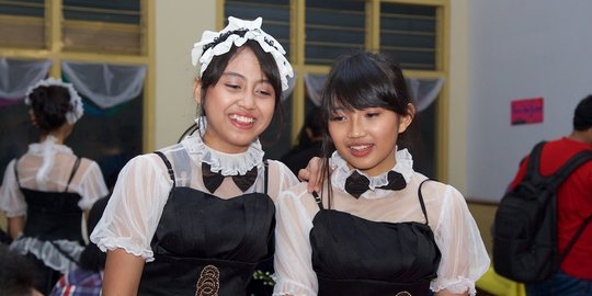 maid cafe rev1