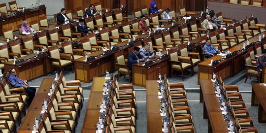 Cegah Penyebaran Corona, DPR Diminta Tunda Rapat Paripurna Pembukaan Masa Sidang III