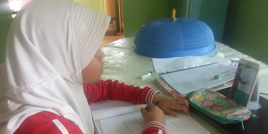 Kreativitas Guru di Aceh Ajarkan Siswa Lewat Video Saat Libur Cegah Corona