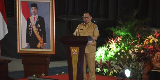 Mendagri Tito Surati Kepala Daerah Seluruh Indonesia Kurangi Perjalanan Dinas