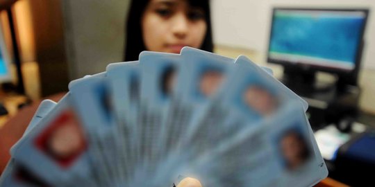 1.853 KTP Warga Kabupaten Bogor Dikirim Via Kantor Pos