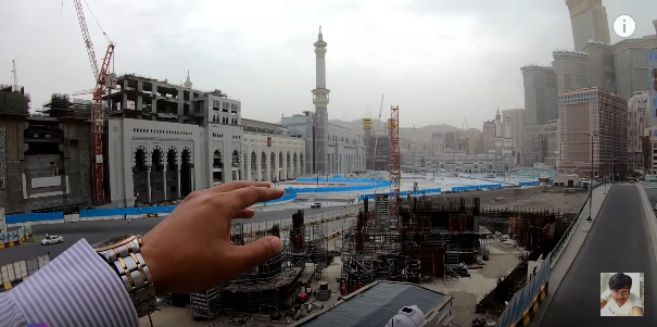 jalanan makkah kosong nyaris tak ada mobil