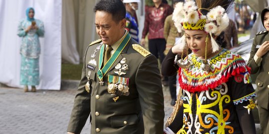 8 Momen Jenderal TNI Andika Perkasa Gerebek Rumah Prajurit, Blusukan Sampai ke Dapur