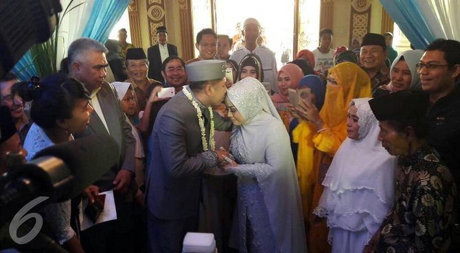 muzdalifah menikah dengan khairil anwar