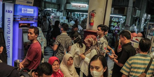 makin mahal, harga masker di pasar pramuka rp500.000/boks imbas virus corona