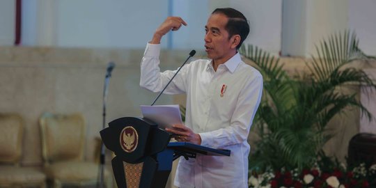 Jokowi Minta Dokter & Tenaga Medis Diberi Perlindungan Maksimal Agar Tak Kena Corona