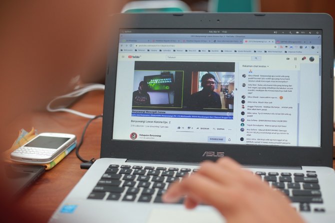 diskusi online lsquobanyuwangi lawan koronarsquo buat masyarakat saling menguatkan