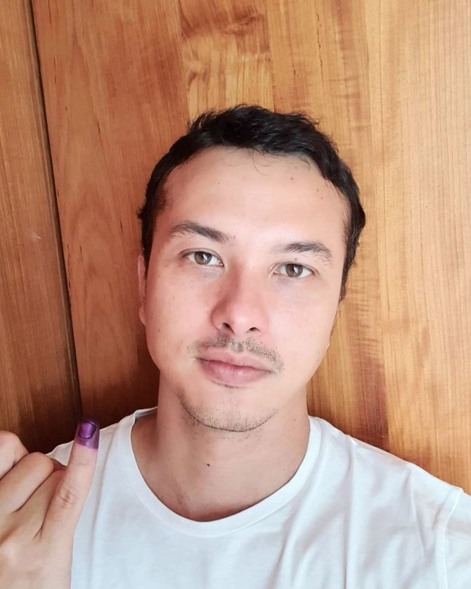 nicholas saputra