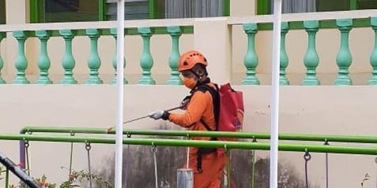 Cegah Corona, Panti Asuhan Penyandang Disabilitas di Banyuwangi Disemprot Disinfektan