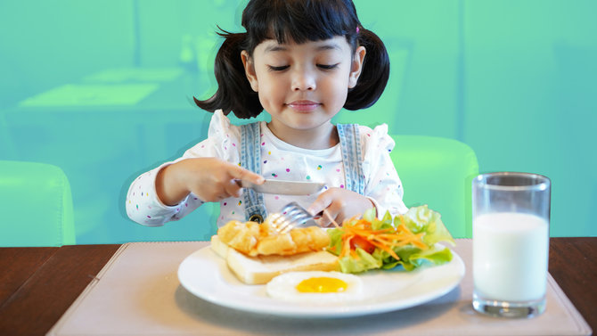 9 cara menambah berat badan anak yang susah makan