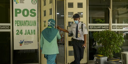 Rumah Sakit Rujukan Covid-19 Keluhkan Kekurangan Tenaga Perawat & APD