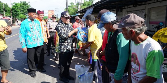 Anas Minta Desa Gotong Royong Bantu Warga Terdampak Ekonomi Selama Social Distancing