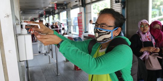 Mulai 24 Maret, Transjakarta Tak Layani Isi Saldo dan Pembelian Kartu di Halte