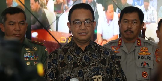 Anies Imbau Lindungi Lansia dari Corona: Cintai Orangtua Jangan Kontak Fisik