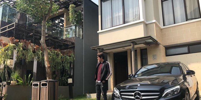 Penampakan Rumah Baru Kriss Hatta di Kawasan Elite, Ada Basement dan Luas