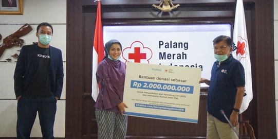 Diterima Jusuf Kalla, Rachel Vennya Donasi Rp2 M ke PMI untuk Lawan Corona