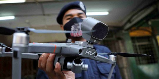 Polisi Malaysia Gunakan Drone untuk Awasi Warga di Tengah Wabah Corona