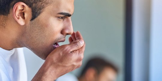10 Cara Menghilangkan Bau Mulut Karena Gigi Berlubang, Aman dan Efektif
