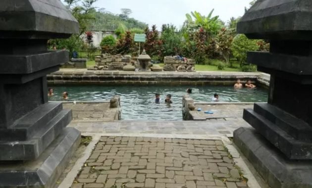 pemandian candi umbul