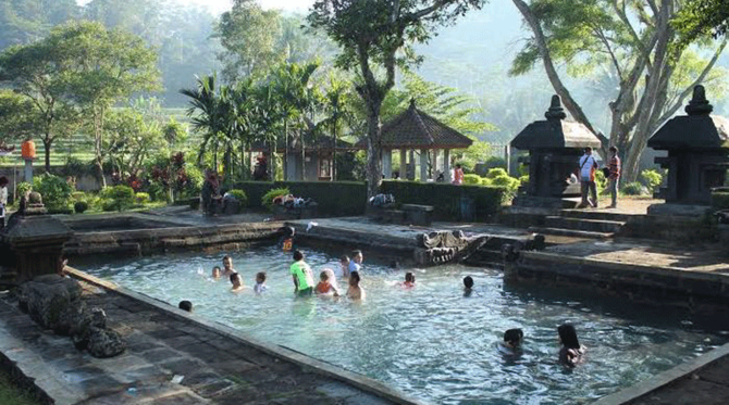 pemandian candi umbul