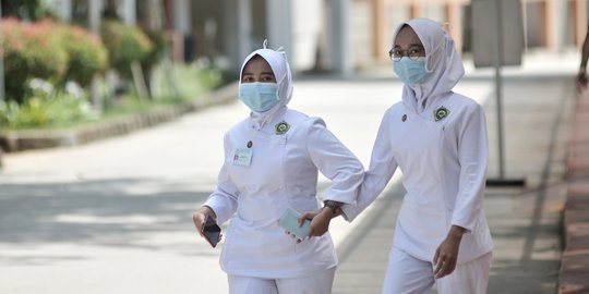 Takut Tertular Corona Dokter dan Perawat RS Persahabatan  