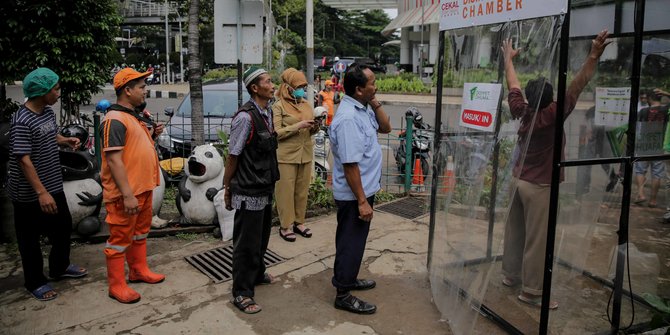 Pemkot Tangerang Siapkan 50 Bilik DIsinfektan untuk Puskesmas dan RSUD