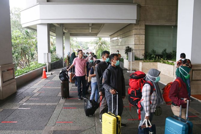 anies siapkan hotel bumd dki untuk tenaga medis