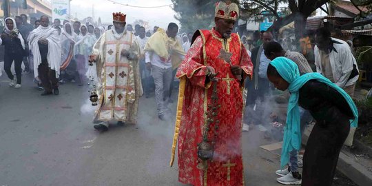 Ritual Pendeta Ethiopia untuk Cegah Penularan Covid-19