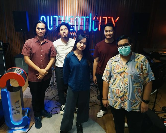 menghibur di tengah wabah corona 5 musisi indonesia gelar konser online