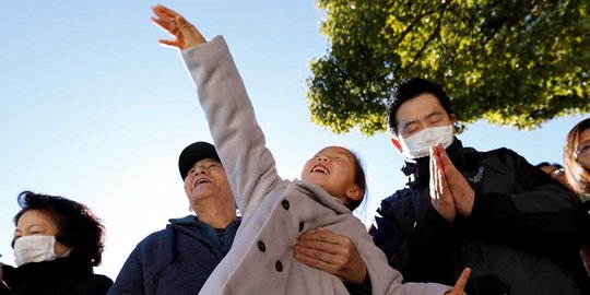 Di Tengah Wabah Corona, Warga Jepang Tetap Tenang dan Tertib Saat Belanja Makanan