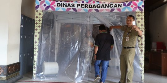 Balai Kota Solo Dilengkapi Portal dan Ruang Disinfektan