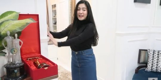 12 potret rumah felicya angelista, mewah bak istana