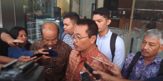 KPK Lelang 3 Mobil Mewah Hasil Rampasan Kasus Korupsi Eks Bos Petral