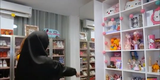 hadiah pemberian dari fans rev2