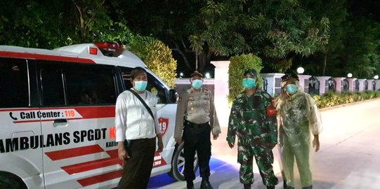 Upaya Jemput Paksa Pasien Dalam Pengawasan Covid-19 di Karawang