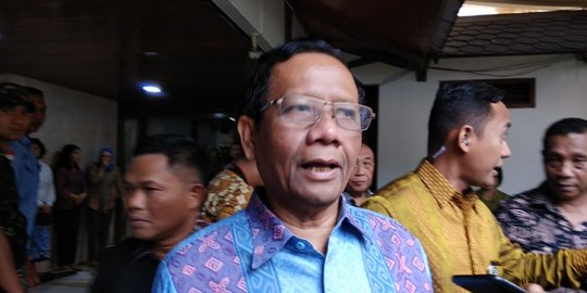 Mahfud Sebut Anies Sudah Minta Izin Jokowi untuk Karantina Wilayah DKI