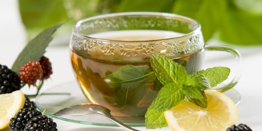 7 Manfaat Teh Hijau Untuk Kecantikan, Obati Jerawat Hingga Mencerahkan Wajah