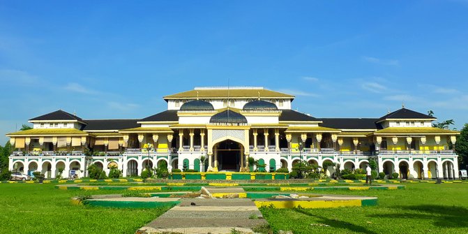 5 Fakta di Balik Megahnya Istana Maimun, Ikon Kota Medan yang Ramai ...