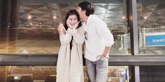 18 Tahun Berlalu Ini 4 Potret Pemeran Pocong Mumun Eddies Adelia Yang Memesona Merdeka Com