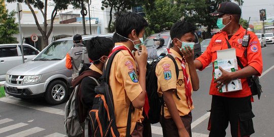 Kelangkaan Masker Imbas Panic Buying di Tengah Masyarakat