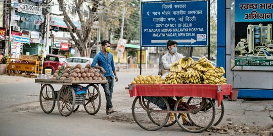 Kisah Pilu Lockdown di India, Jutaan Warga Terlantar dan Kelaparan