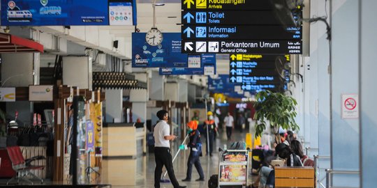 Jumlah Penumpang di Bandara Soetta dan Halim Perdanakusuma Turun 30 Persen