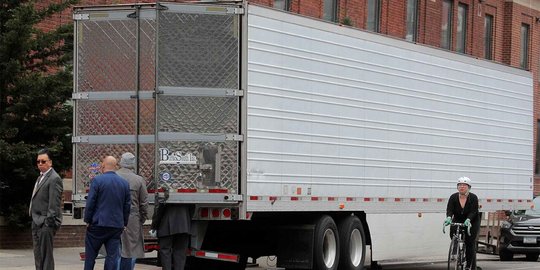 Kamar Jenazah Penuh, Jasad Pasien Virus Corona di New York Ditampung di Truk Es