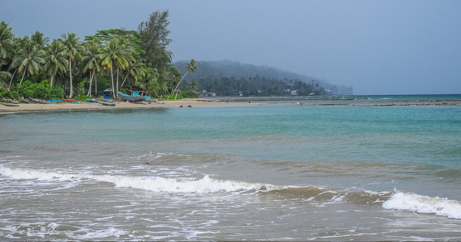 menengok keindahan gunung sitoli sisi lain kota tertua di kepulauan nias